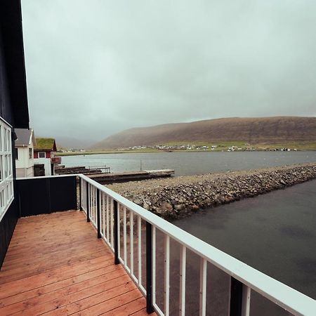 Dahlastova / Stunning Boathouse / Bay View / 3Br Hvalvik Buitenkant foto